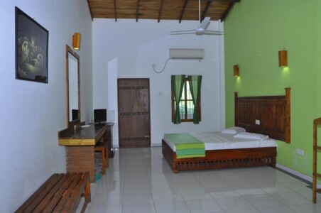 pokoj v hotelu u NP Uda Walawe